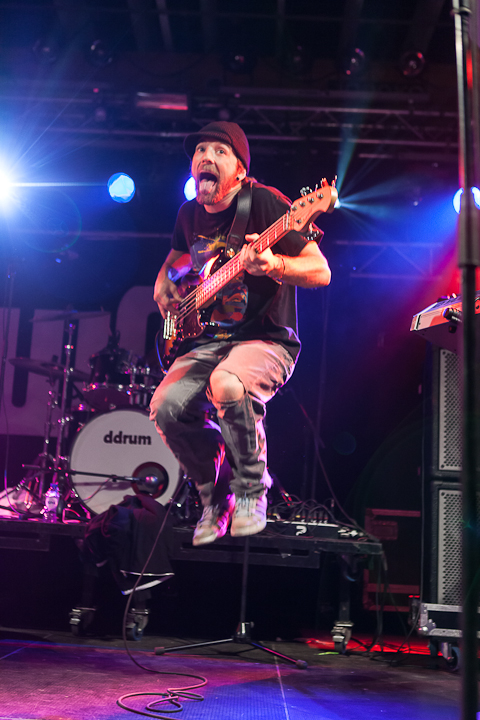 Watsky & Wax @ Vans Warped Tour NL, picture 18, photographed by Dorien Goetschalckx - FrontView Magazine