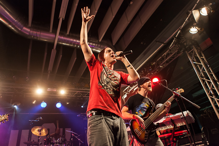 Watsky & Wax @ Vans Warped Tour NL, picture 20, photographed by Dorien Goetschalckx - FrontView Magazine