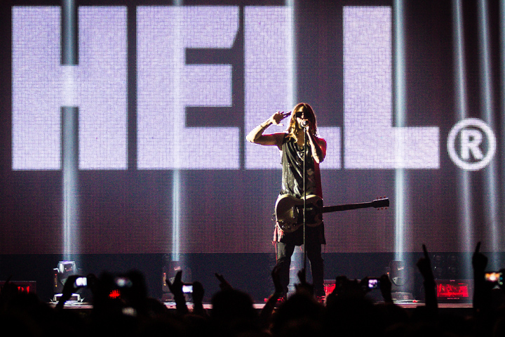 30 Seconds To Mars @ Lotto Arena, picture 6, photographed by Tom Stessens - FrontView Magazine