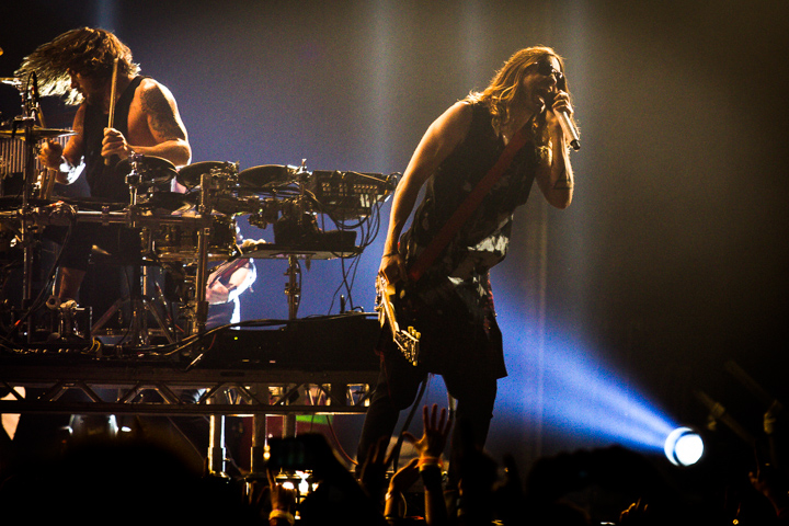 30 Seconds To Mars @ Lotto Arena, picture 15, photographed by Tom Stessens - FrontView Magazine
