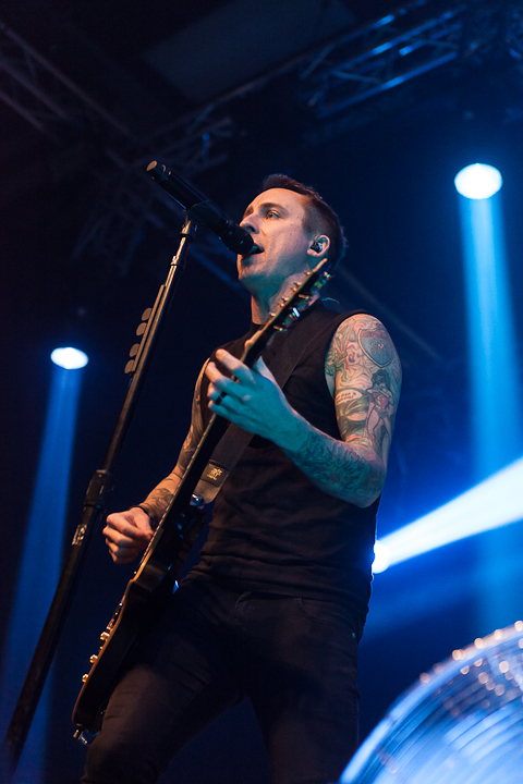 Yellowcard @ Vans Warped Tour NL, picture 4, photographed by Dorien Goetschalckx - FrontView Magazine