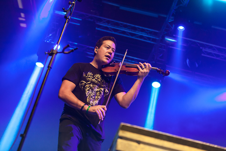 Yellowcard @ Vans Warped Tour NL, picture 5, photographed by Dorien Goetschalckx - FrontView Magazine