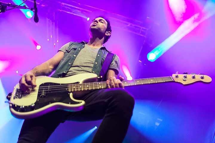 Yellowcard @ Vans Warped Tour NL, picture 12, photographed by Dorien Goetschalckx - FrontView Magazine