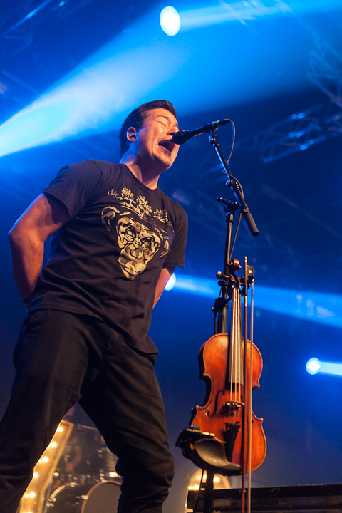 Yellowcard @ Vans Warped Tour NL, picture 14, photographed by Dorien Goetschalckx - FrontView Magazine