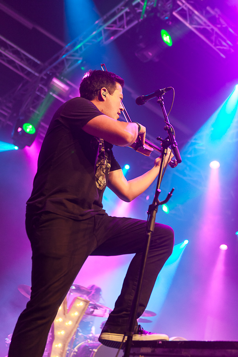 Yellowcard @ Vans Warped Tour NL, picture 16, photographed by Dorien Goetschalckx - FrontView Magazine