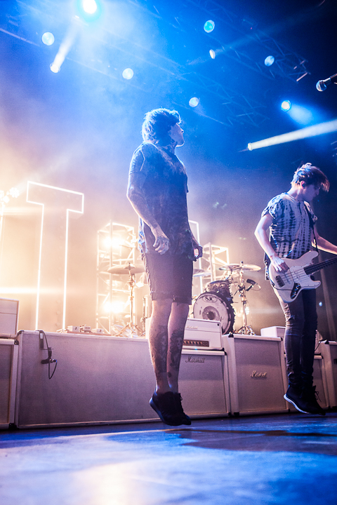 Bring Me The Horizon @ 013, foto 1, foto's door Dorien Goetschalckx - FrontView Magazine