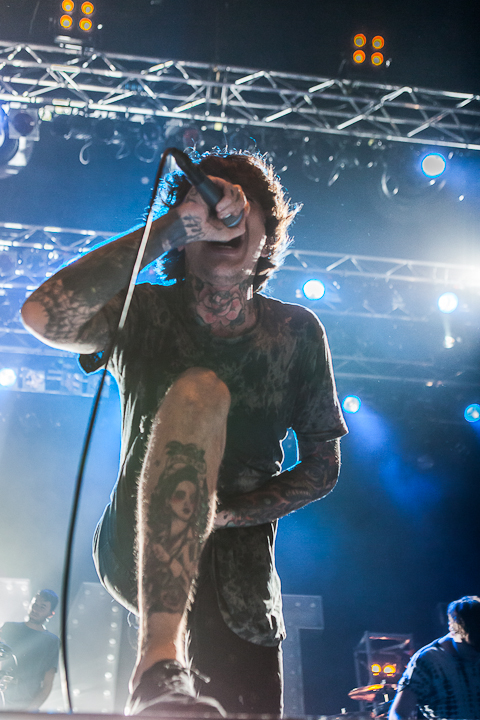 Bring Me The Horizon @ 013, foto 7, foto's door Dorien Goetschalckx - FrontView Magazine