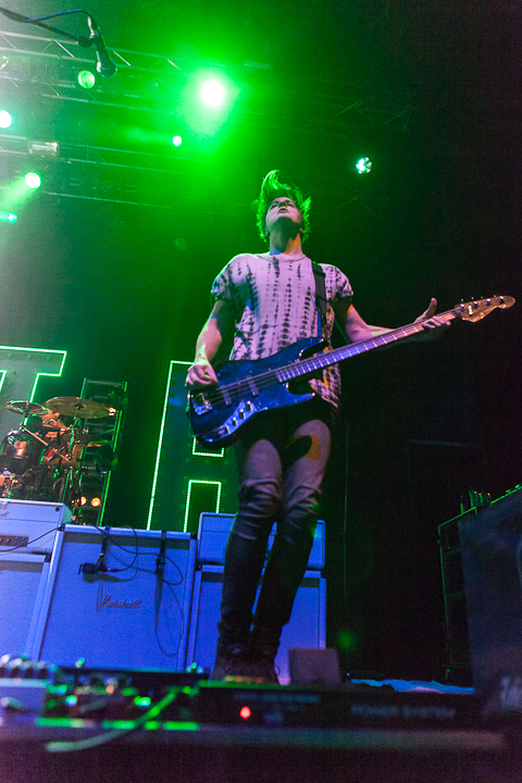 Bring Me The Horizon @ 013, foto 12, foto's door Dorien Goetschalckx - FrontView Magazine