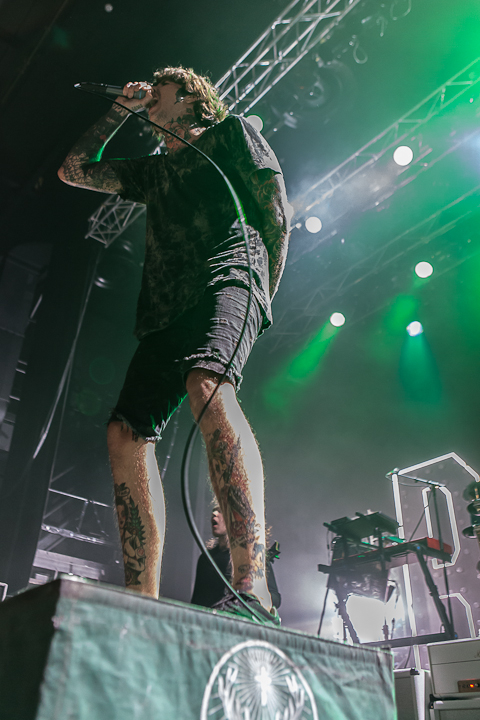 Bring Me The Horizon @ 013, foto 14, foto's door Dorien Goetschalckx - FrontView Magazine