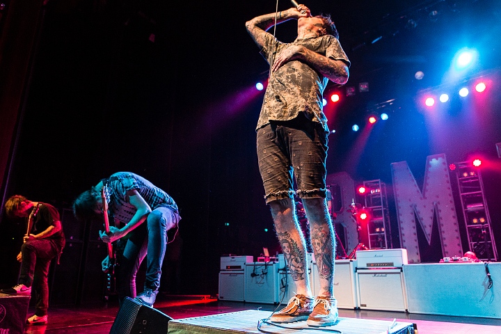 Bring Me The Horizon @ AB Brussel, picture 30, photographed by Edwin Houdevelt - FrontView Magazine