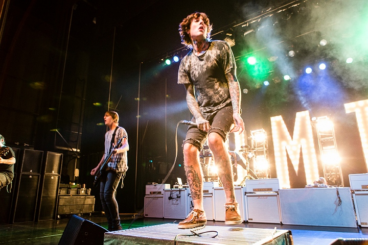 Bring Me The Horizon @ AB Brussel, picture 32, photographed by Edwin Houdevelt - FrontView Magazine