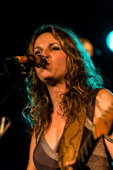 Ana Popovic @ Muziekodroom, picture 18, photographed by Edwin Houdevelt - FrontView Magazine
