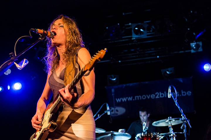 Ana Popovic @ Muziekodroom, picture 29, photographed by Edwin Houdevelt - FrontView Magazine
