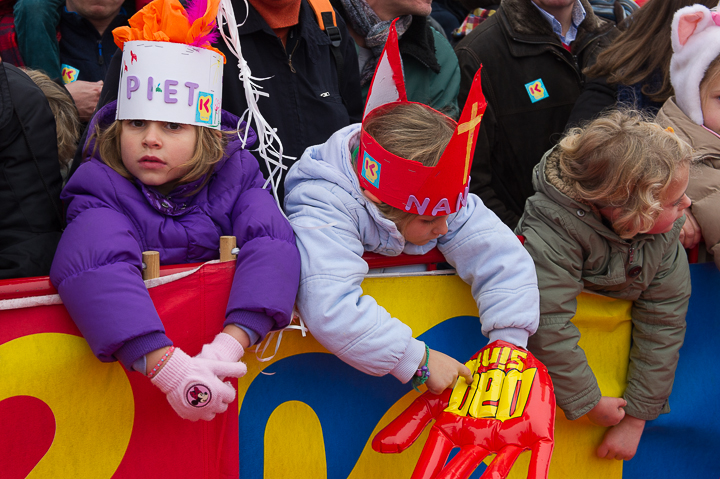Aankomst Sinterklaas & Zwarte Piet @ Antwerpen, picture 11, photographed by Marc Ras - FrontView Magazine