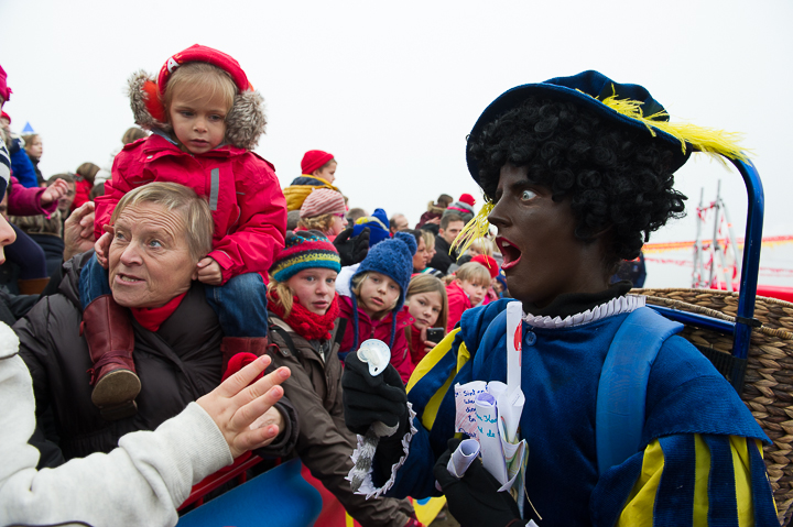 Aankomst Sinterklaas & Zwarte Piet @ Antwerpen, picture 30, photographed by Marc Ras - FrontView Magazine