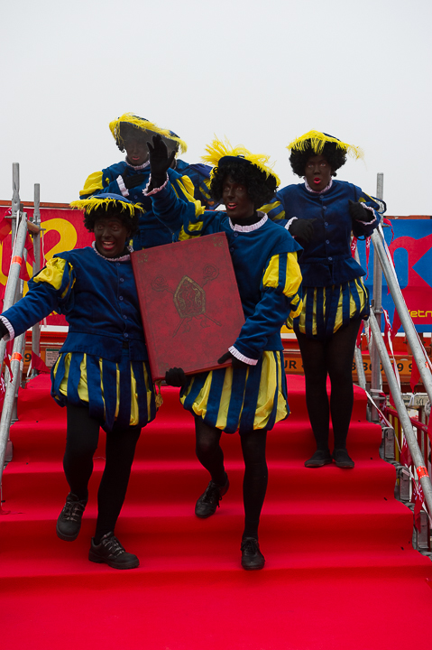 Aankomst Sinterklaas & Zwarte Piet @ Antwerpen, picture 37, photographed by Marc Ras - FrontView Magazine