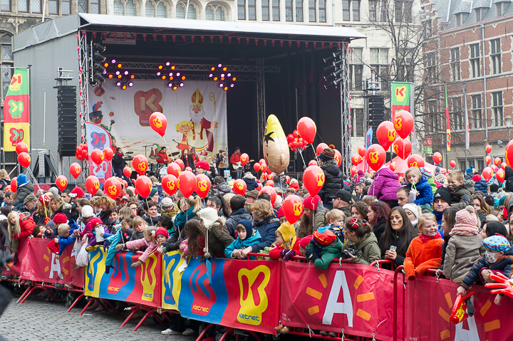 Aankomst Sinterklaas & Zwarte Piet @ Antwerpen, picture 44, photographed by Marc Ras - FrontView Magazine