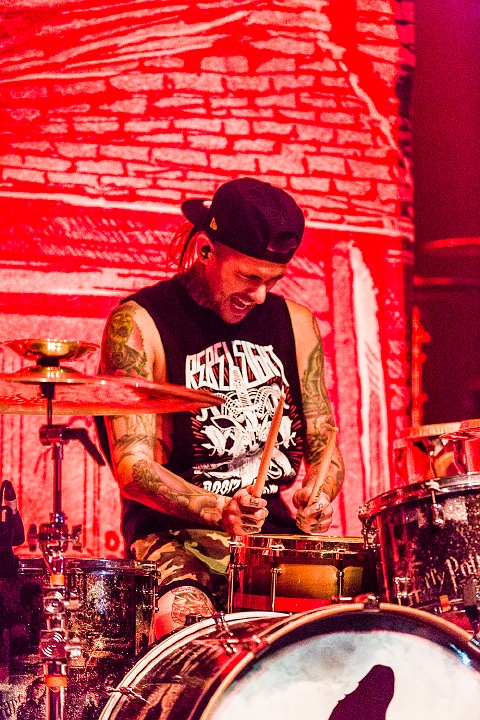 Pierce The Veil @ AB Brussel, picture 48, photographed by Edwin Houdevelt - FrontView Magazine