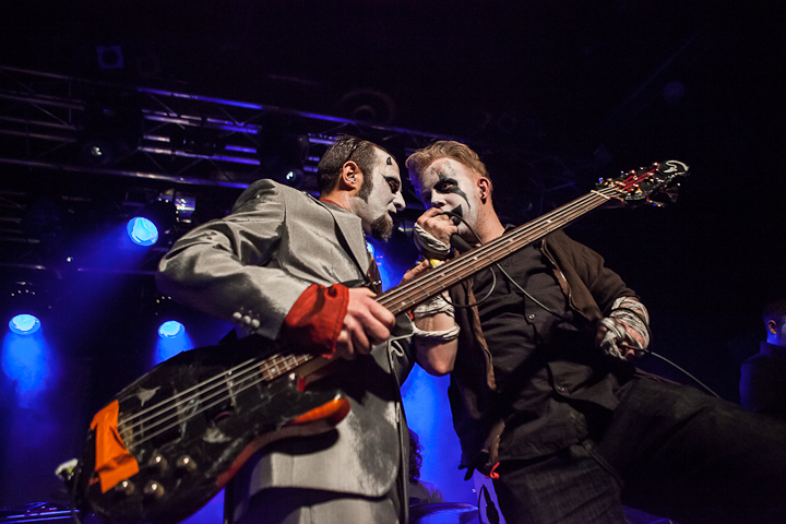 Deadly Circus Fire @ 013, picture 11, photographed by Dorien Goetschalckx - FrontView Magazine