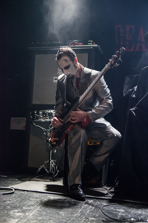 Deadly Circus Fire @ 013, picture 19, photographed by Dorien Goetschalckx - FrontView Magazine