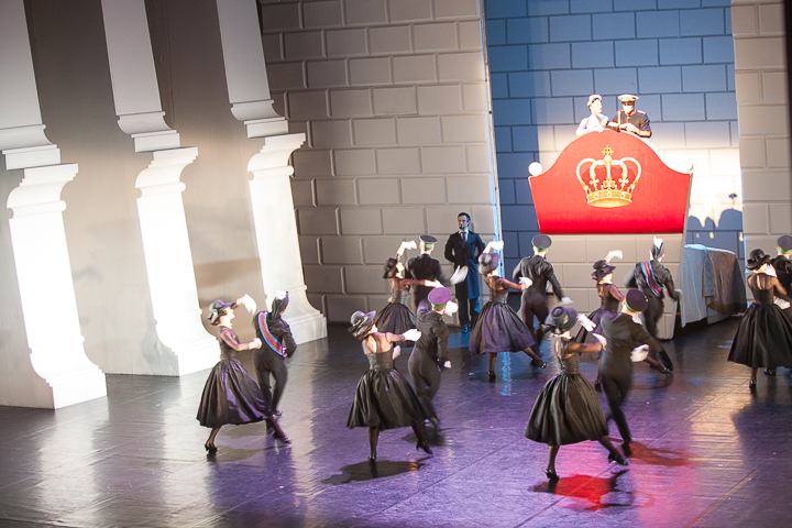 Matthew Bourne's Swan Lake @ Stadsschouwburg, picture 9, photographed by Koen Rondelez - FrontView Magazine