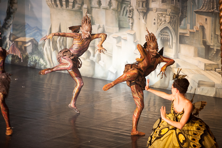 Matthew Bourne's Swan Lake @ Stadsschouwburg, picture 26, photographed by Koen Rondelez - FrontView Magazine
