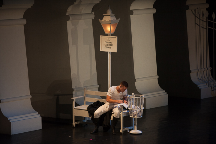 Matthew Bourne's Swan Lake @ Stadsschouwburg, picture 36, photographed by Koen Rondelez - FrontView Magazine