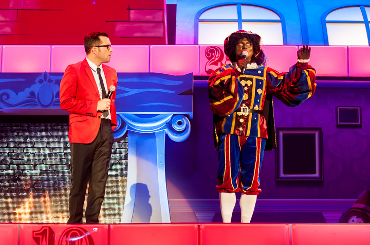 De grote Sinterklaasshow 2013 @ Sportpaleis, foto 4, foto's door Dimitri Vanlommel - FrontView Magazine