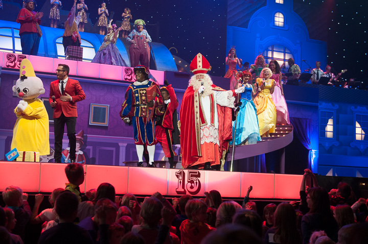 De grote Sinterklaasshow 2013 @ Sportpaleis, foto 137, foto's door Dimitri Vanlommel - FrontView Magazine