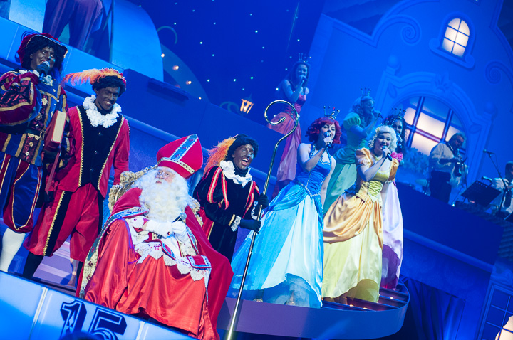 De grote Sinterklaasshow 2013 @ Sportpaleis, foto 140, foto's door Dimitri Vanlommel - FrontView Magazine