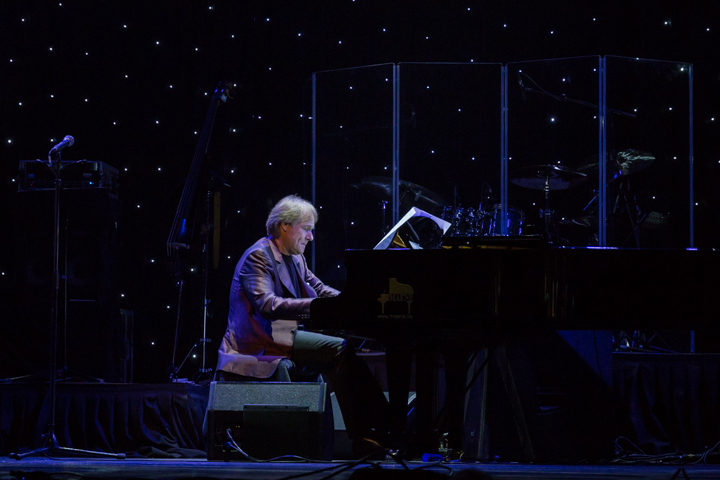 Richard Clayderman & Andrei Lugovski @ Casino Kursaal Oostende, picture 38, photographed by Guy Danneels - FrontView Magazine
