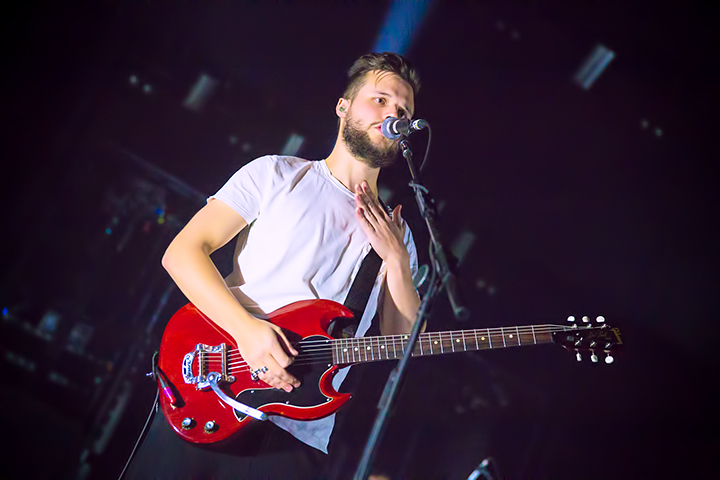 White Lies @ Ancienne Belgique, foto 1, foto's door Elke Briers - FrontView Magazine