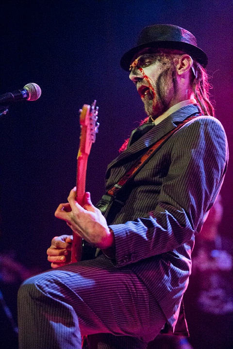 Banane Metalik @ Old School Rockabilly Psychosis Night Trix, picture 12, photographed by Edwin Houdevelt - FrontView Magazine