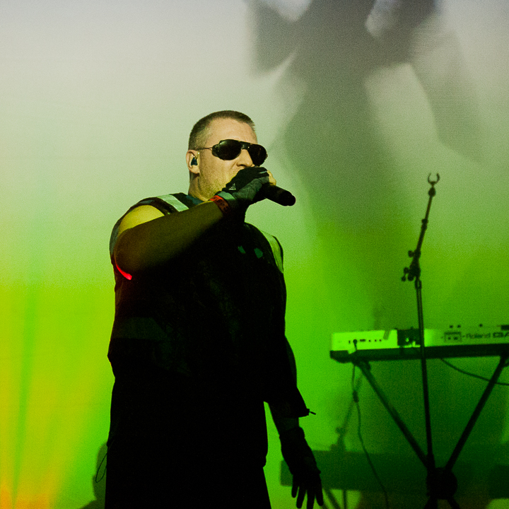 Front 242 @ De Casino, picture 4, photographed by Davy Vissers - FrontView Magazine