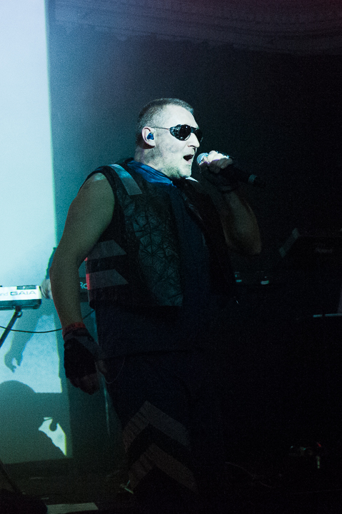 Front 242 @ De Casino, picture 7, photographed by Davy Vissers - FrontView Magazine