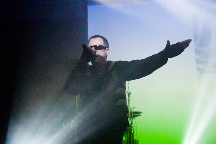 Front 242 @ De Casino, picture 9, photographed by Davy Vissers - FrontView Magazine