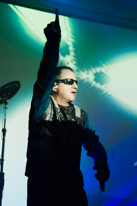 Front 242 @ De Casino, picture 18, photographed by Davy Vissers - FrontView Magazine