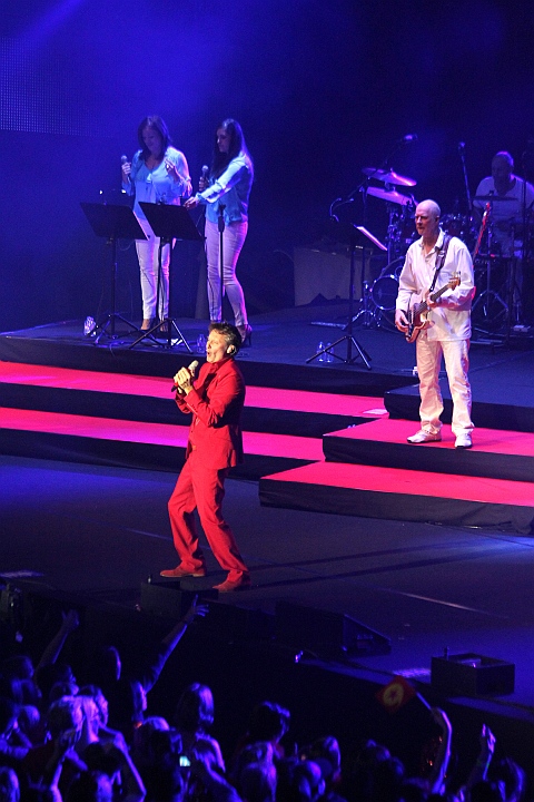 Zingpaleis 2013 @ Ethias Arena Hasselt, picture 3, photographed by Heidi Elen - FrontView Magazine