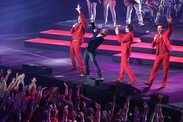 Zingpaleis 2013 @ Ethias Arena Hasselt, picture 14, photographed by Heidi Elen - FrontView Magazine