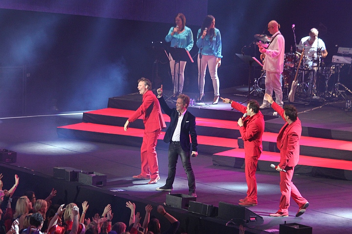 Zingpaleis 2013 @ Ethias Arena Hasselt, picture 15, photographed by Heidi Elen - FrontView Magazine