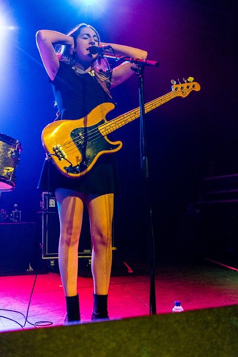 Haim @ Trix, picture 6, photographed by Edwin Houdevelt - FrontView Magazine