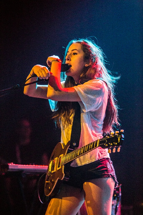 Haim @ Trix, picture 19, photographed by Edwin Houdevelt - FrontView Magazine
