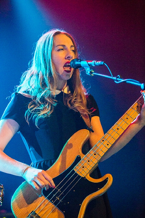 Haim @ Trix, picture 21, photographed by Edwin Houdevelt - FrontView Magazine