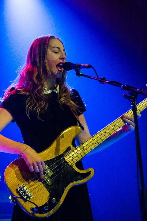 Haim @ Trix, picture 22, photographed by Edwin Houdevelt - FrontView Magazine