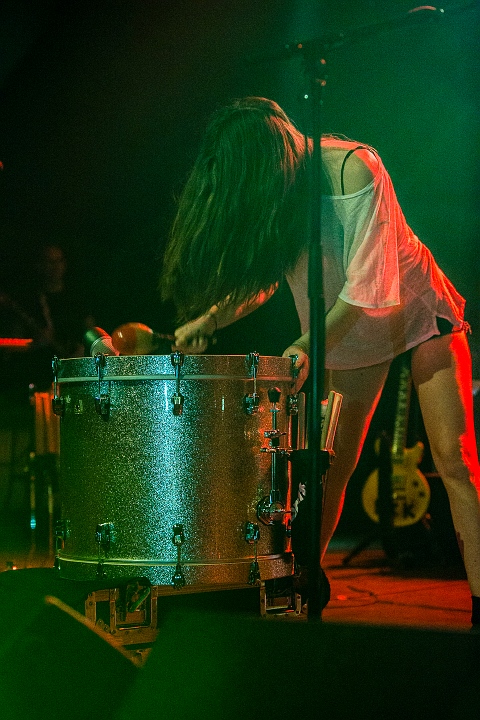 Haim @ Trix, picture 30, photographed by Edwin Houdevelt - FrontView Magazine