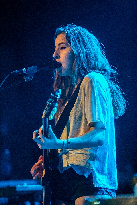 Haim @ Trix, picture 41, photographed by Edwin Houdevelt - FrontView Magazine