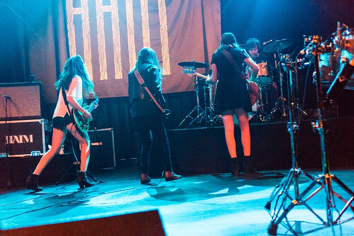 Haim @ Trix, picture 44, photographed by Edwin Houdevelt - FrontView Magazine