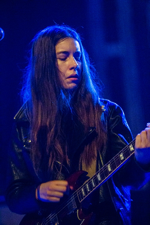 Haim @ Trix, picture 45, photographed by Edwin Houdevelt - FrontView Magazine