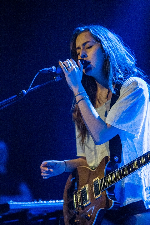 Haim @ Trix, picture 47, photographed by Edwin Houdevelt - FrontView Magazine
