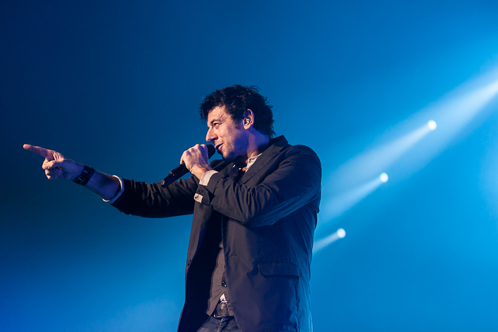 Patrick Bruel @ Vorst Nationaal, picture 22, photographed by Dorien Goetschalckx - FrontView Magazine